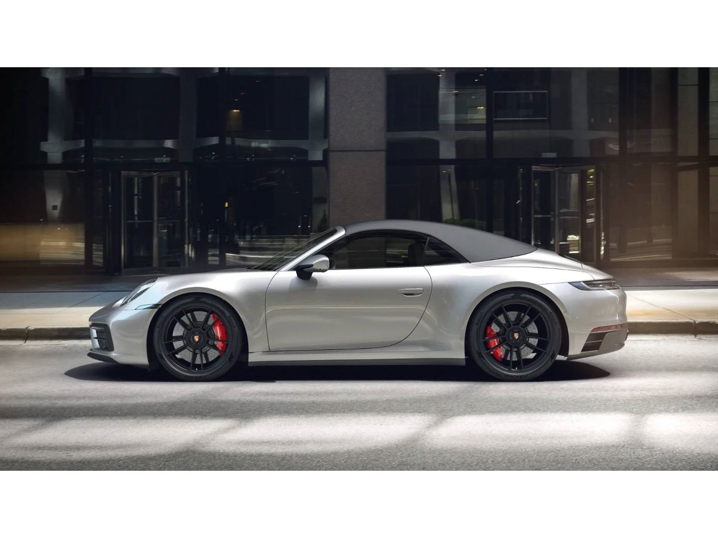 Porsche 992 911 Carrera 4 GTS Cabriolet Nachtsicht BOSE
