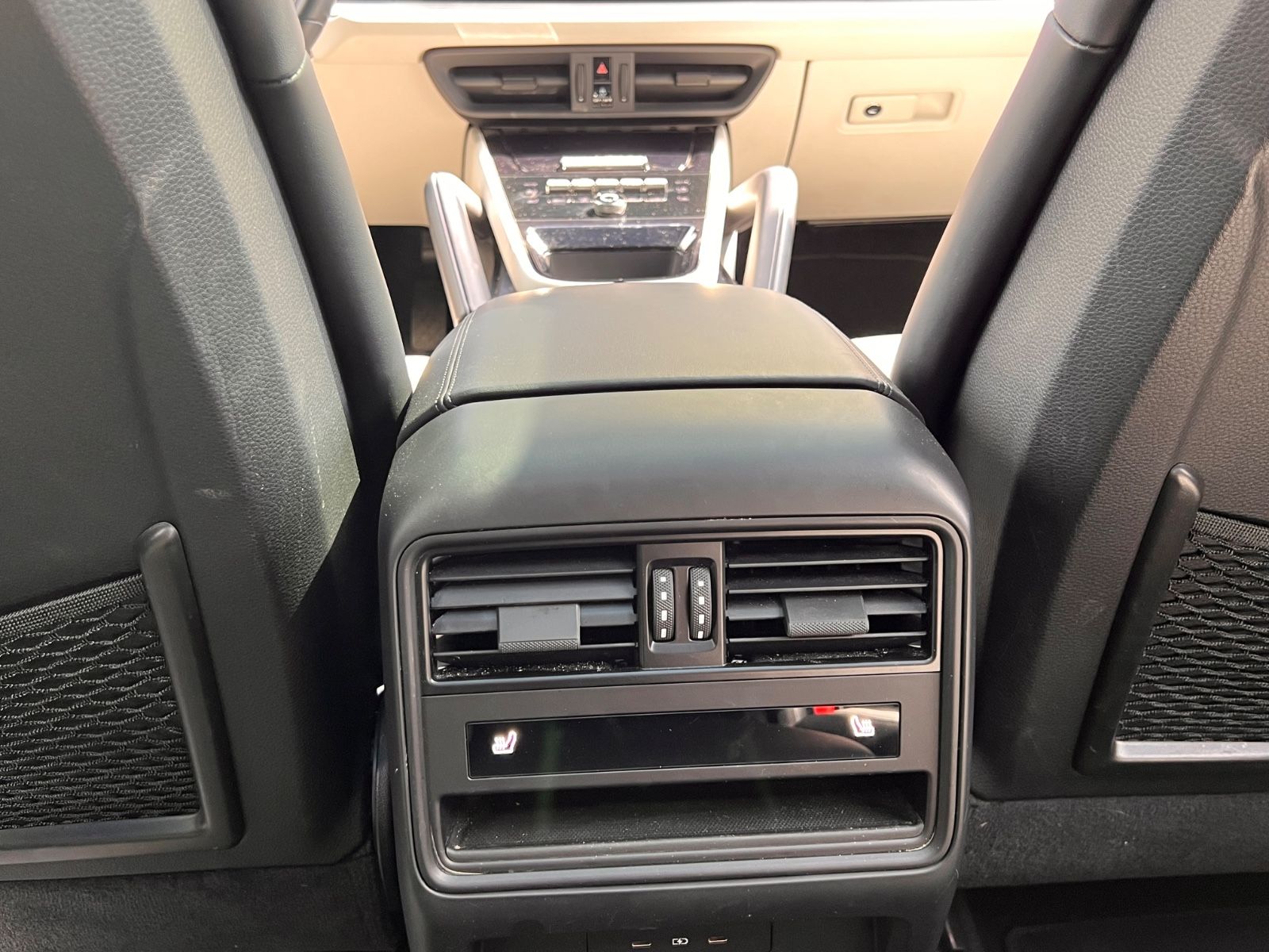 Porsche Cayenne E-Hyb. #MASSAGE! HINTERACHS! INNO! AHK!