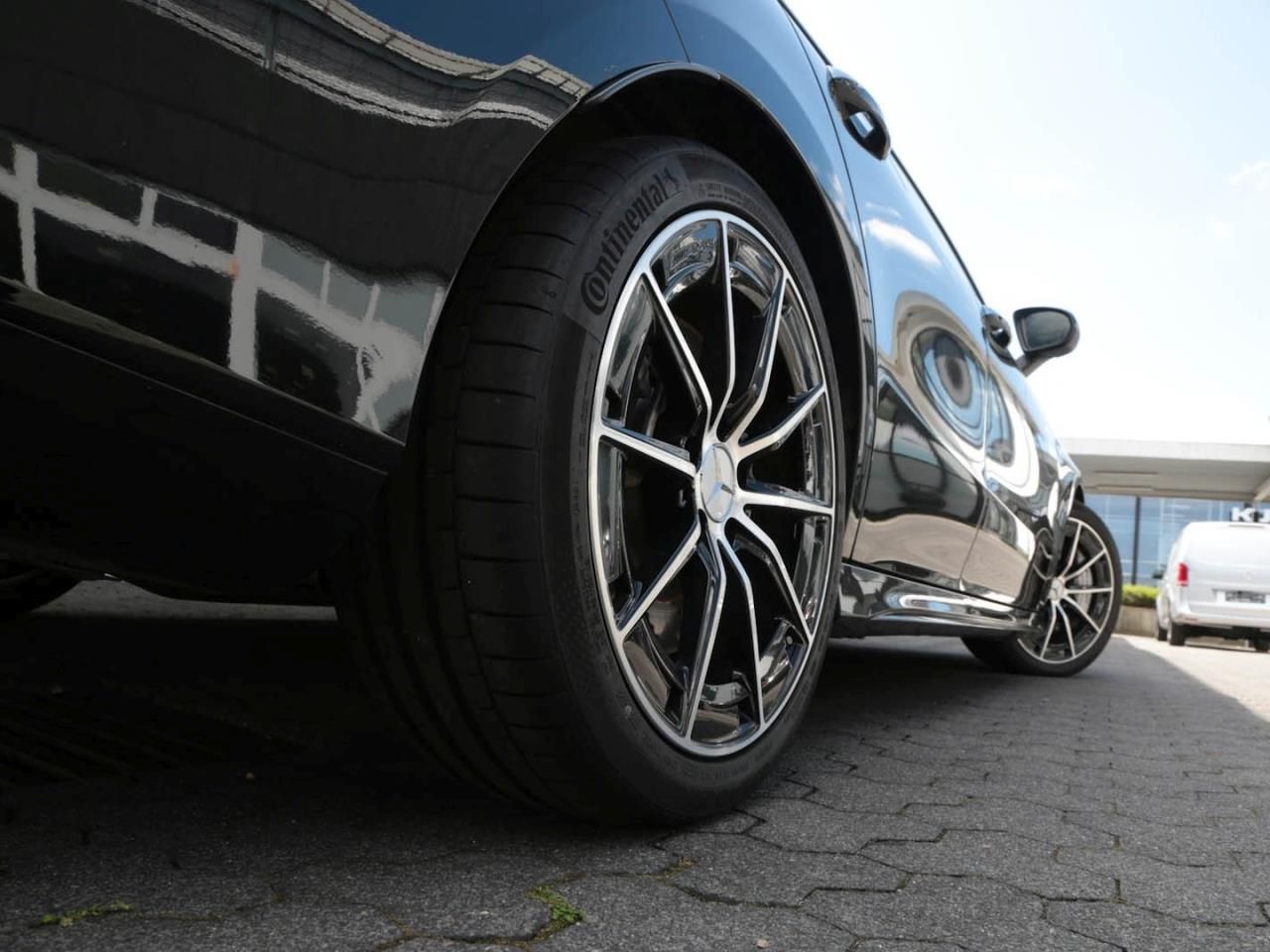 Mercedes-Benz CLA 35 AMG 4M - Samsaru's Car Outlet