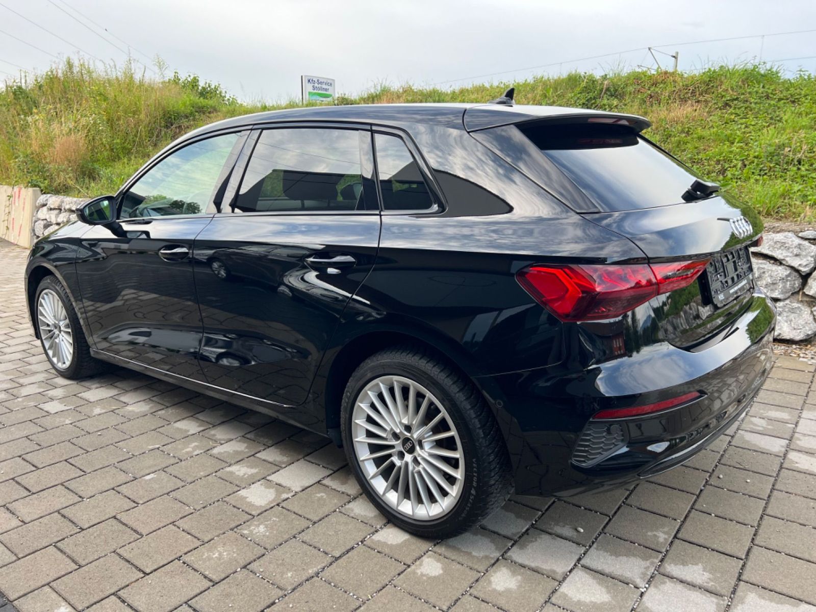 Audi A3 35 TFSI advanced - Samsaru's Car Outlet