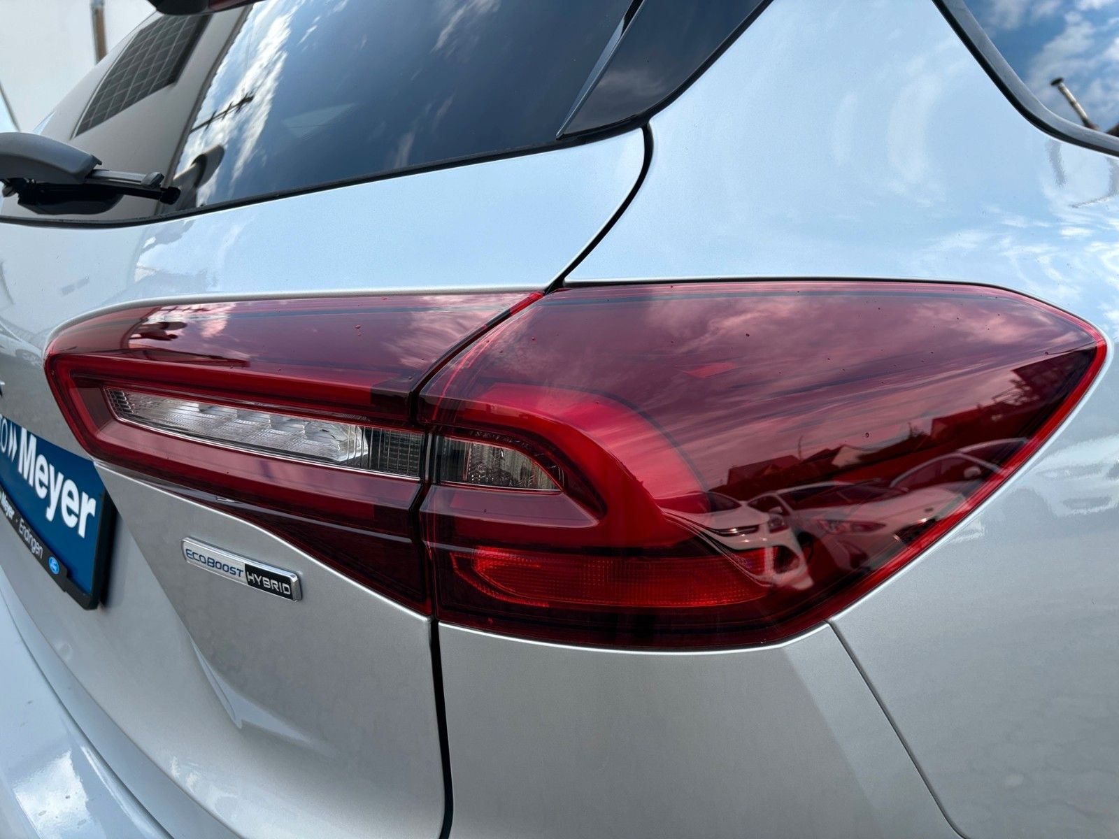 Ford Focus Turnier 1.0 HYBRID Aut. ST-Line X |B&O|LED