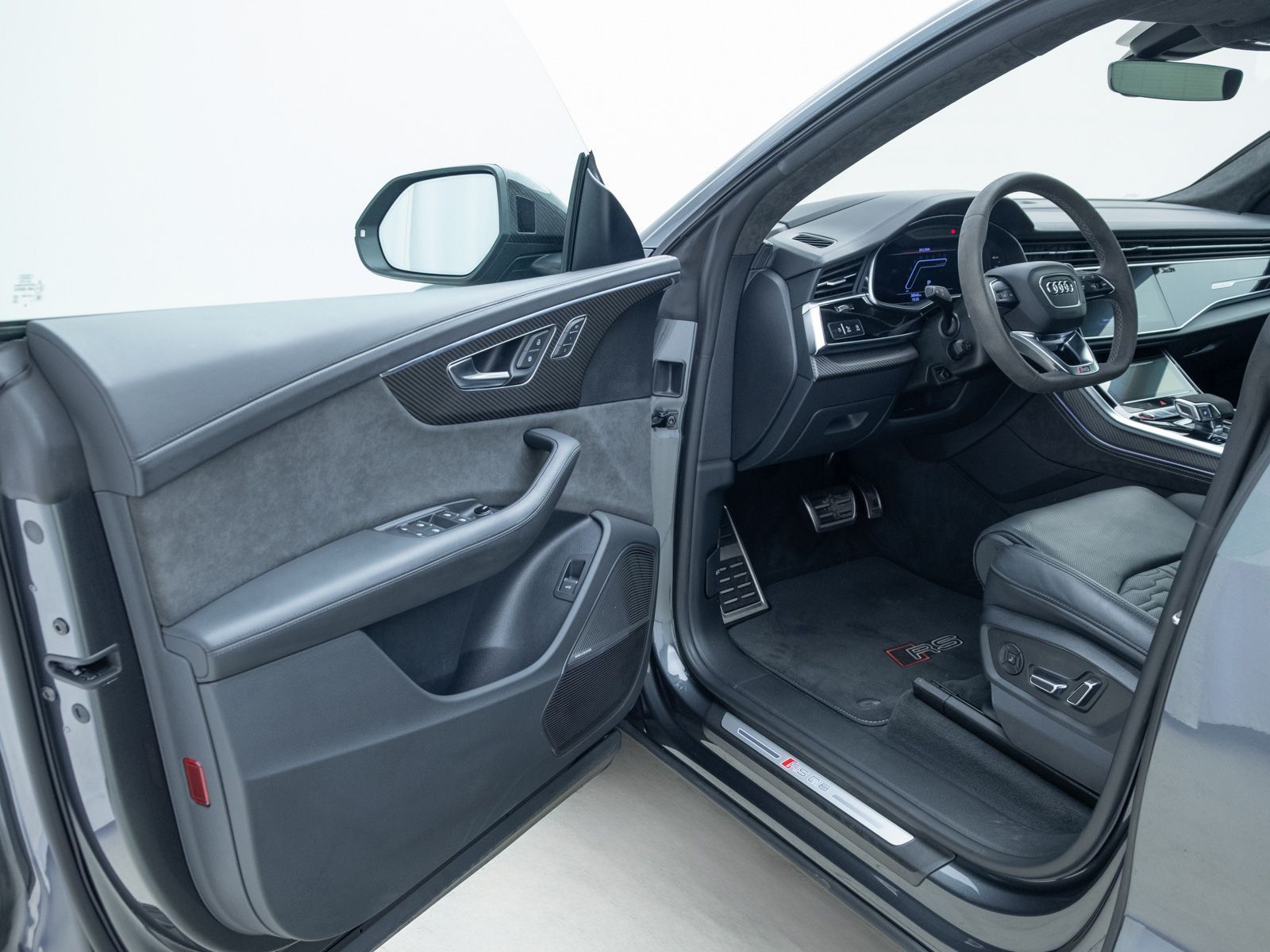 Audi RSQ8 4.0 TFSI TIPT*QUA*MATRIX*PANO*HUD*B&O*360**
