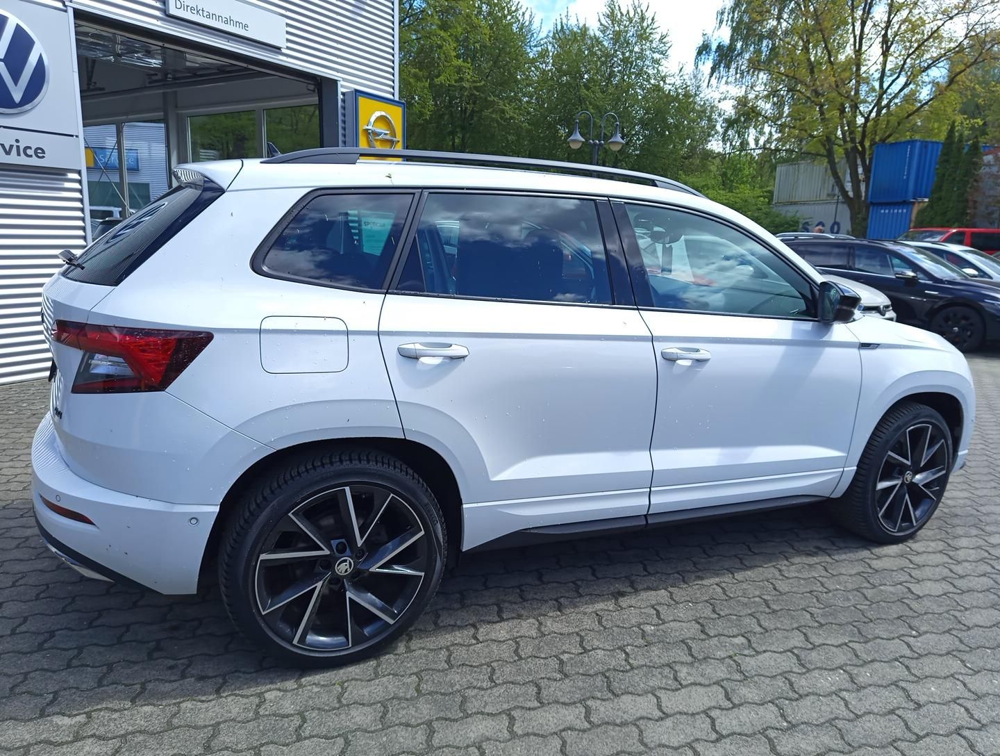 Skoda Karoq Sportline 4x4 2.0 TSI AHK*CANTON-SOUND*360