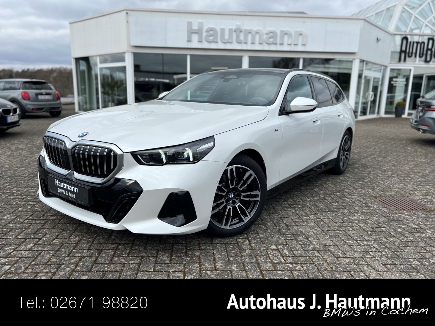 BMW 520 d Touring M SPORT +AHK+STH+PANO+COMFORT+