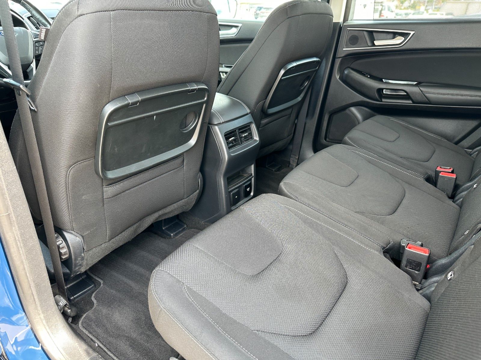 Ford S-MAX Titanium*NAVI*LED*AHK*KAMERA*ACC*