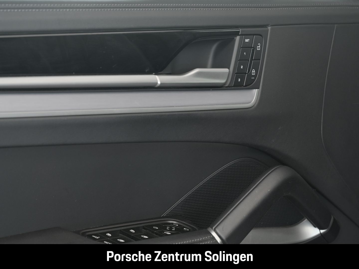 Porsche Cayenne S Coupe Matrix Bose Luft Sportabgas 22''
