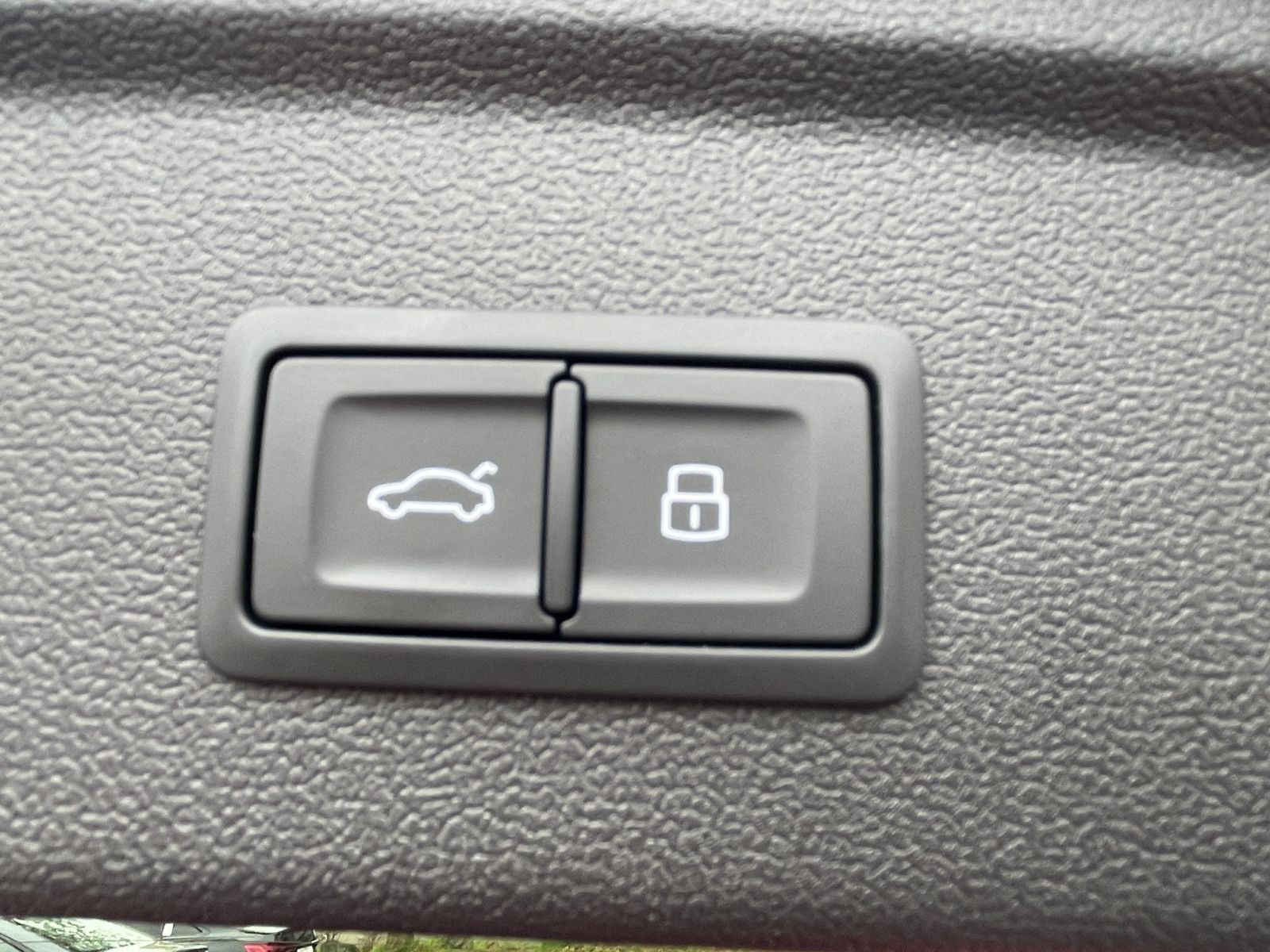 Audi A3 SB 45 TFSI e S line LED AHK Kamera Carplay