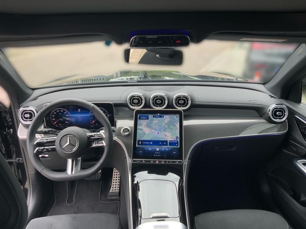 Mercedes-Benz GLC 300 4M AMG+AMBIENTE+DISTRO+MEMORY+NIGHTP.