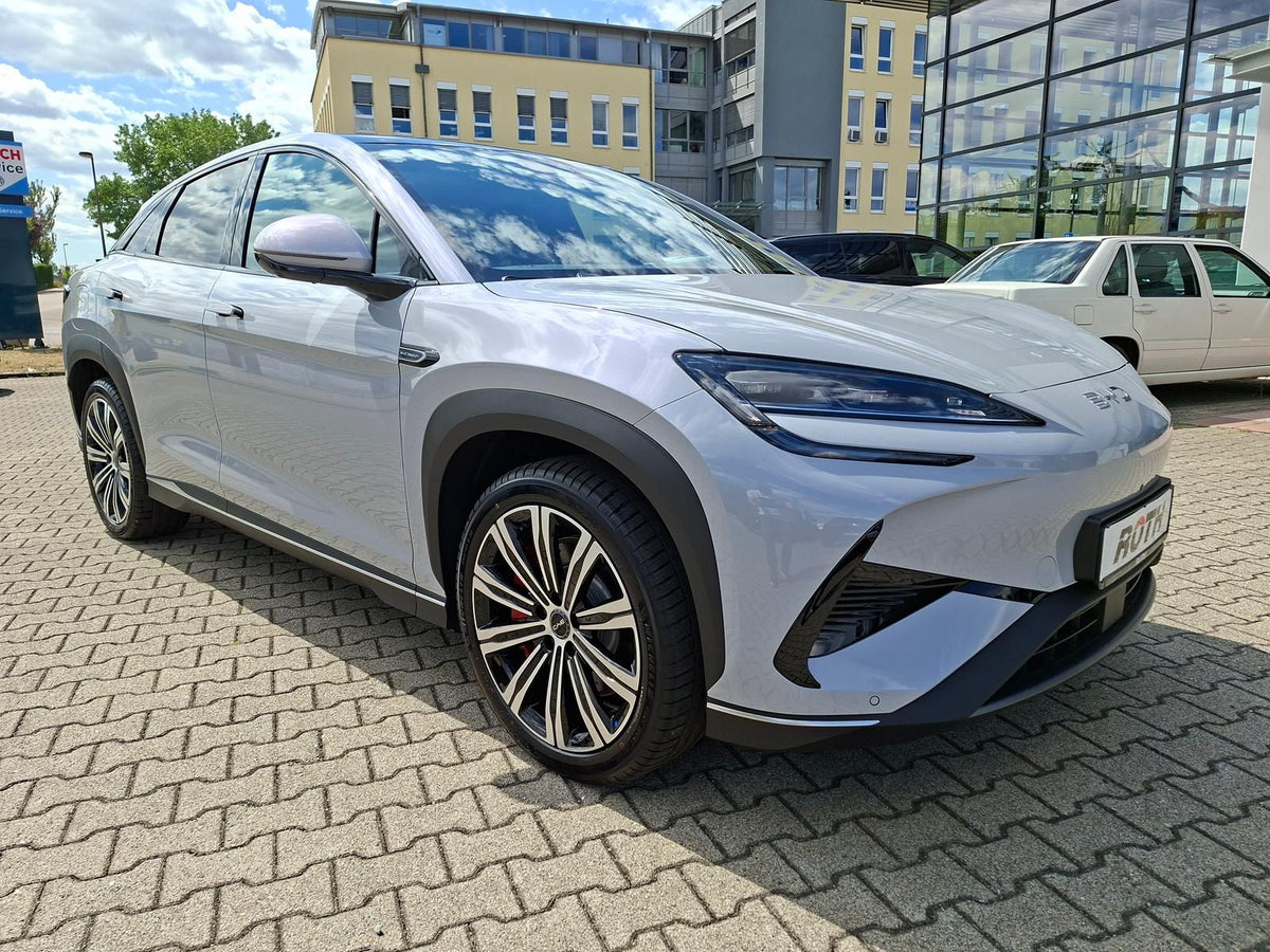 BYD Sealion 7