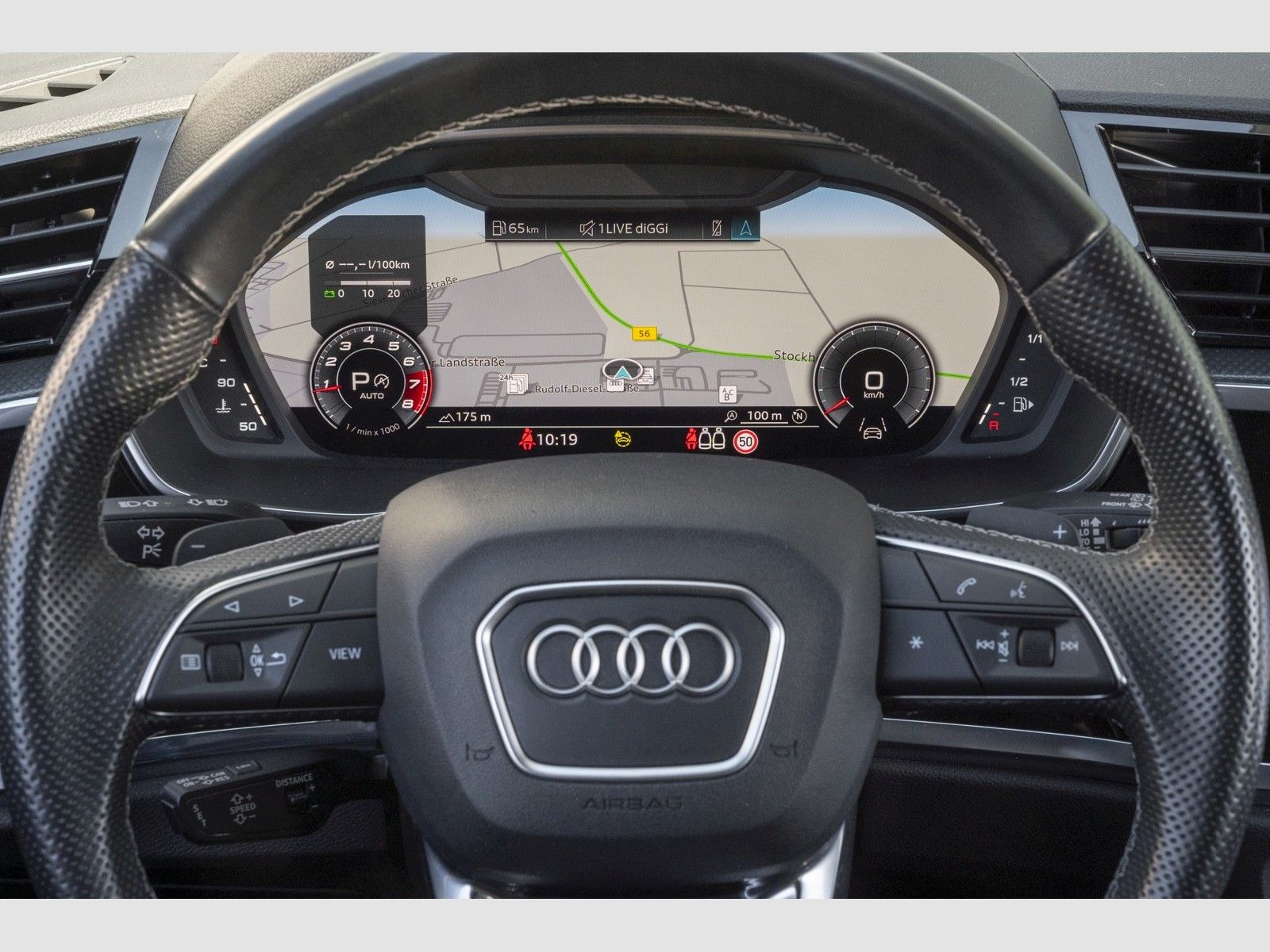 Audi Q3 SB S line 45 TFSI quat. S tronic - Samsaru's Car Outlet