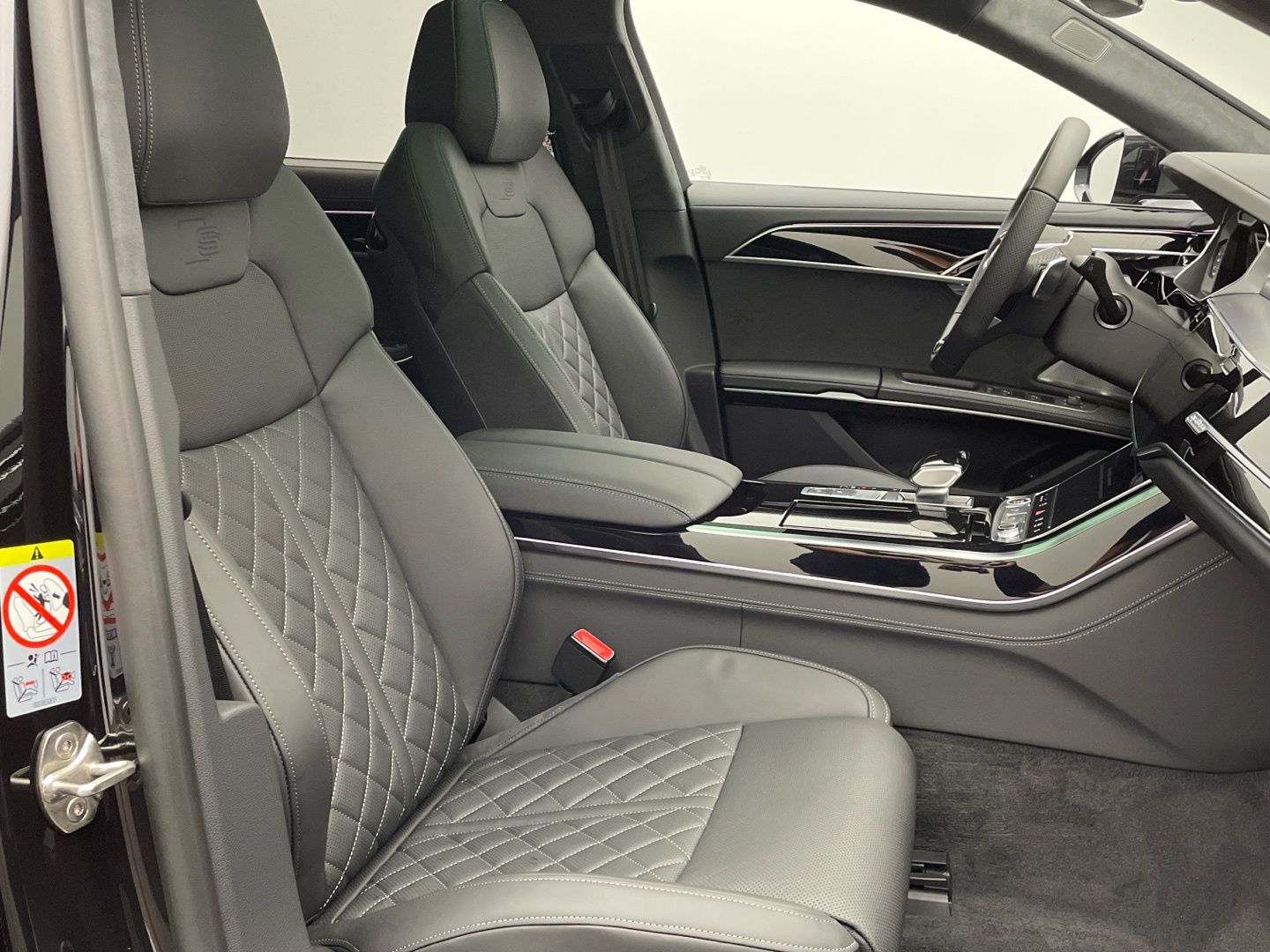 Audi A8 50 TDI quattro - Samsaru's Car Outlet