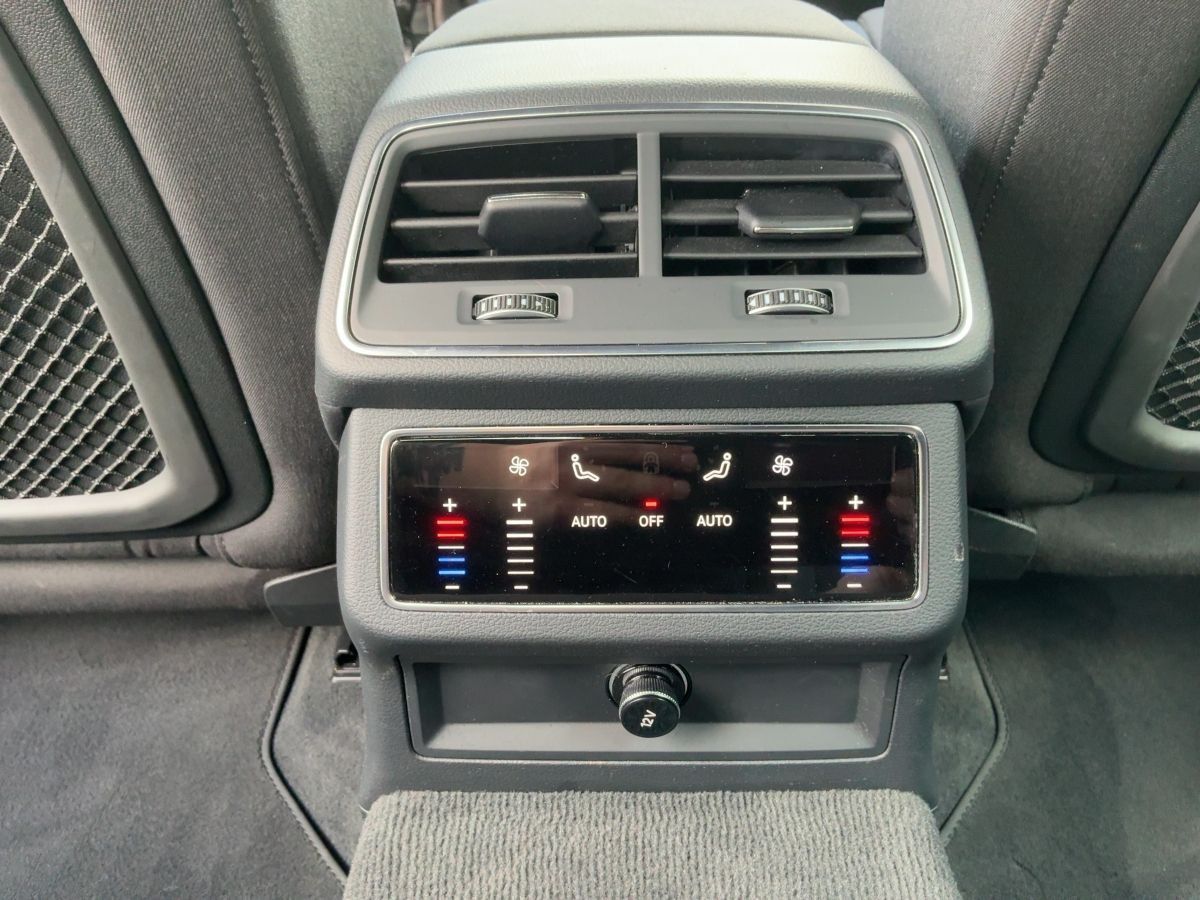 Audi A6 Limousine 45 TFSI SPORT - Samsaru's Car Outlet