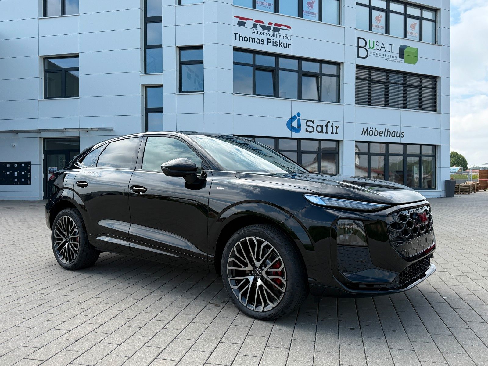 Audi Q3 Sportback S-LINE quattro+AHK+PANO+SONOS