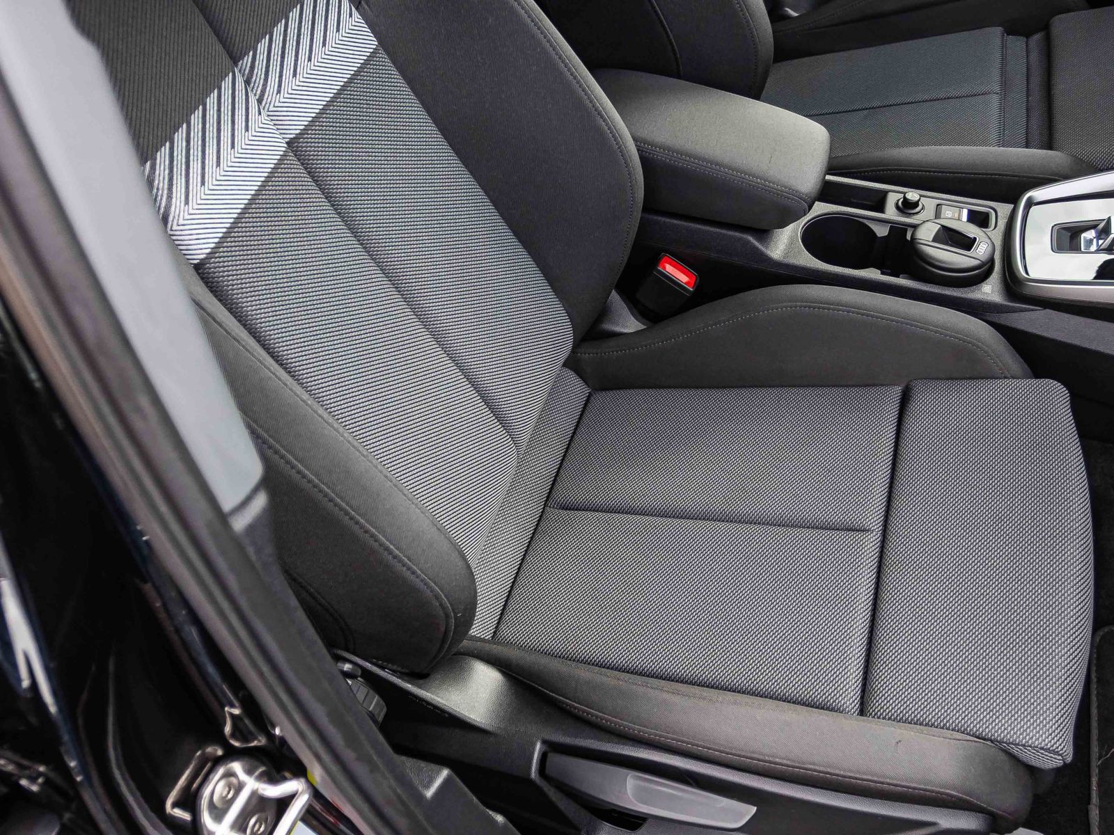 Audi A3 Sportback Advanced 40 TFSI e Stronic Navi LED