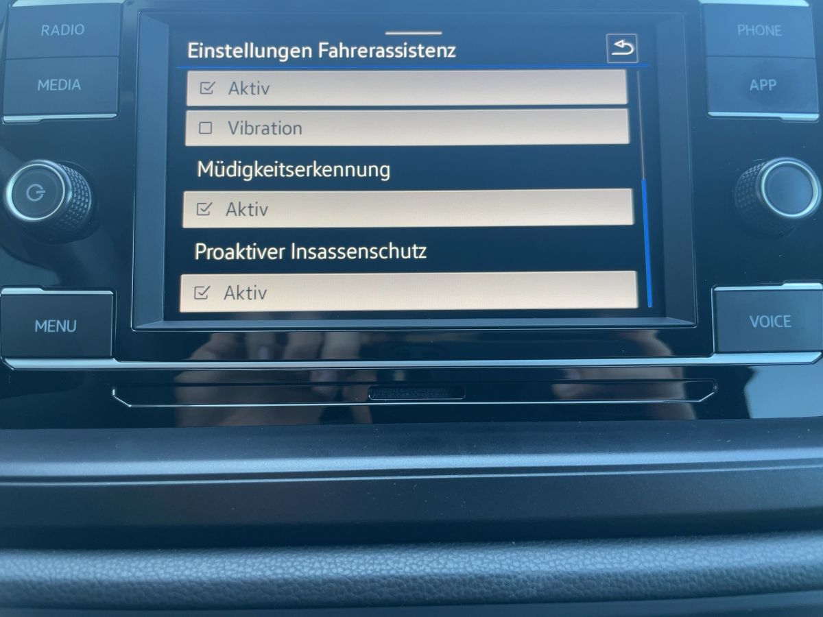 Volkswagen Taigo 1.0 TSI Virt LED Black - Samsaru's Car Outlet