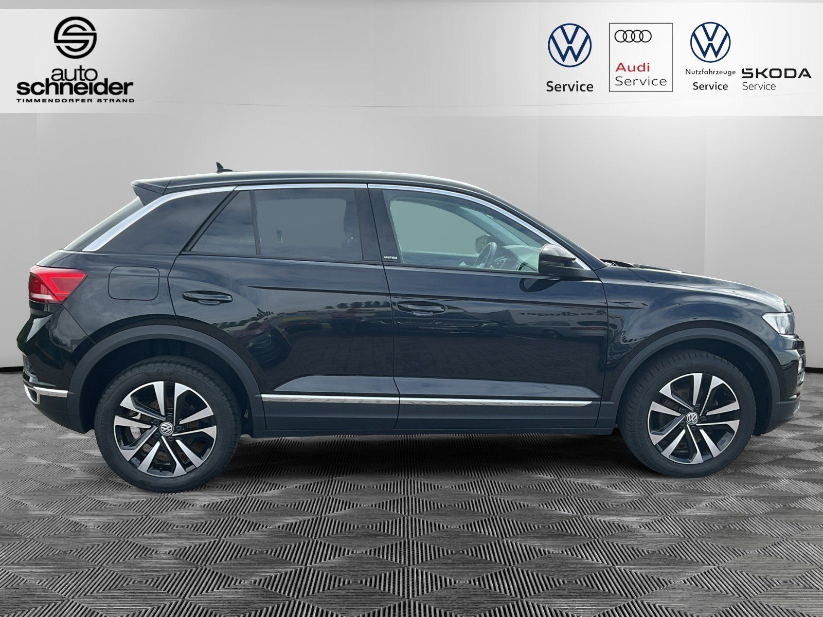 Volkswagen T-Roc 1.5 TSI United - Samsaru's Car Outlet