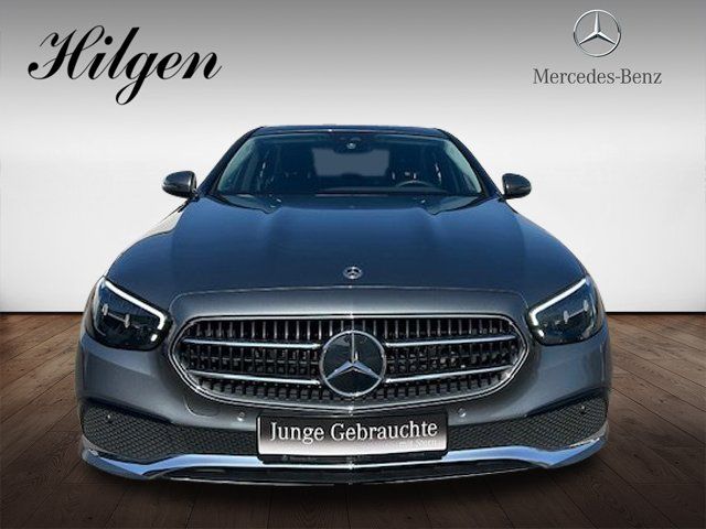 Mercedes-Benz E 300 e Avantgarde - Samsaru's Car Outlet