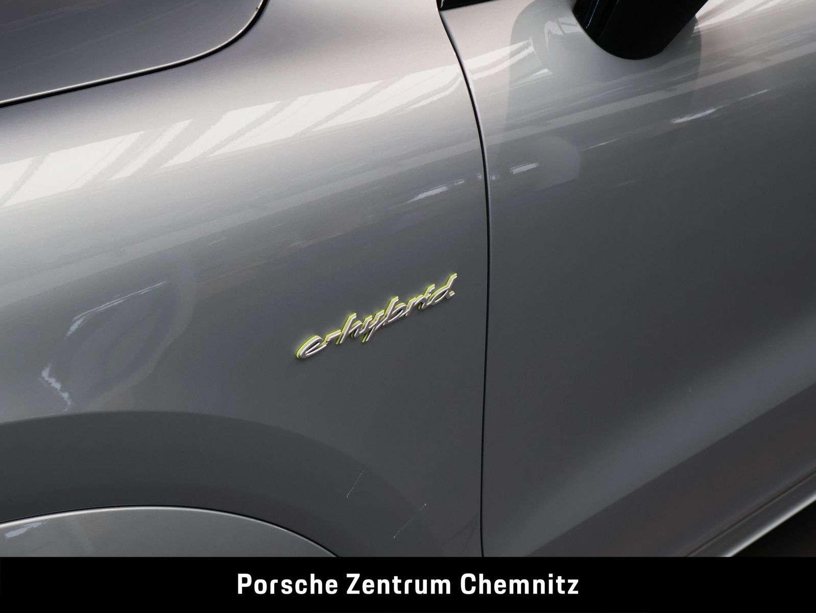 Porsche Cayenne E-Hybrid Luft;Chrono;BOSE;AHZV