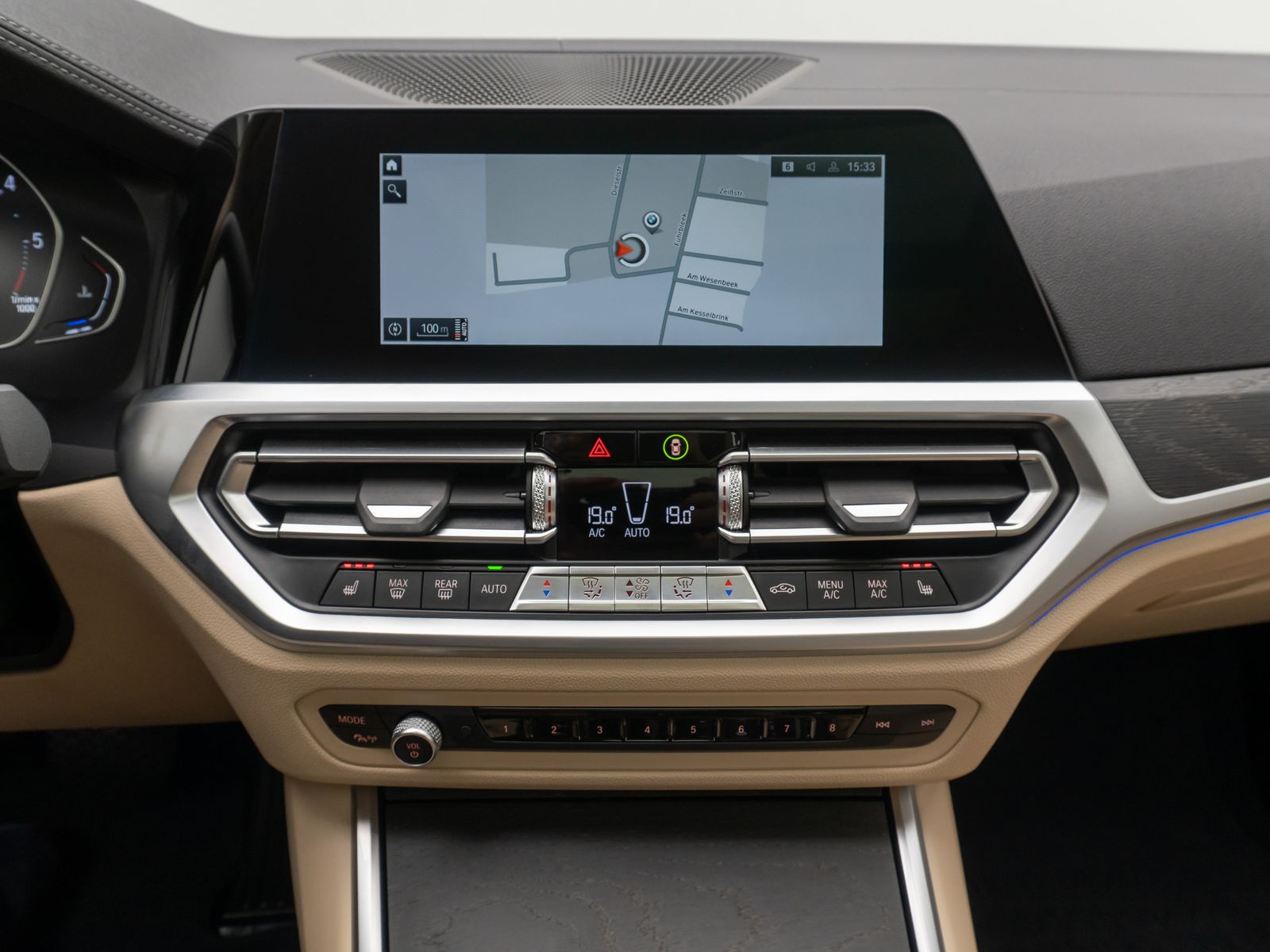 BMW 320d Luxury Line - Samsaru's Car Outlet
