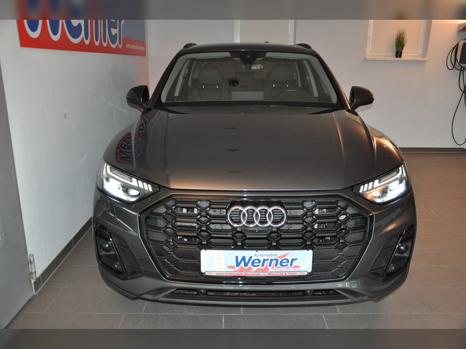 Audi Q5  50TFSIe S line quattro AHK Matrix Standklima