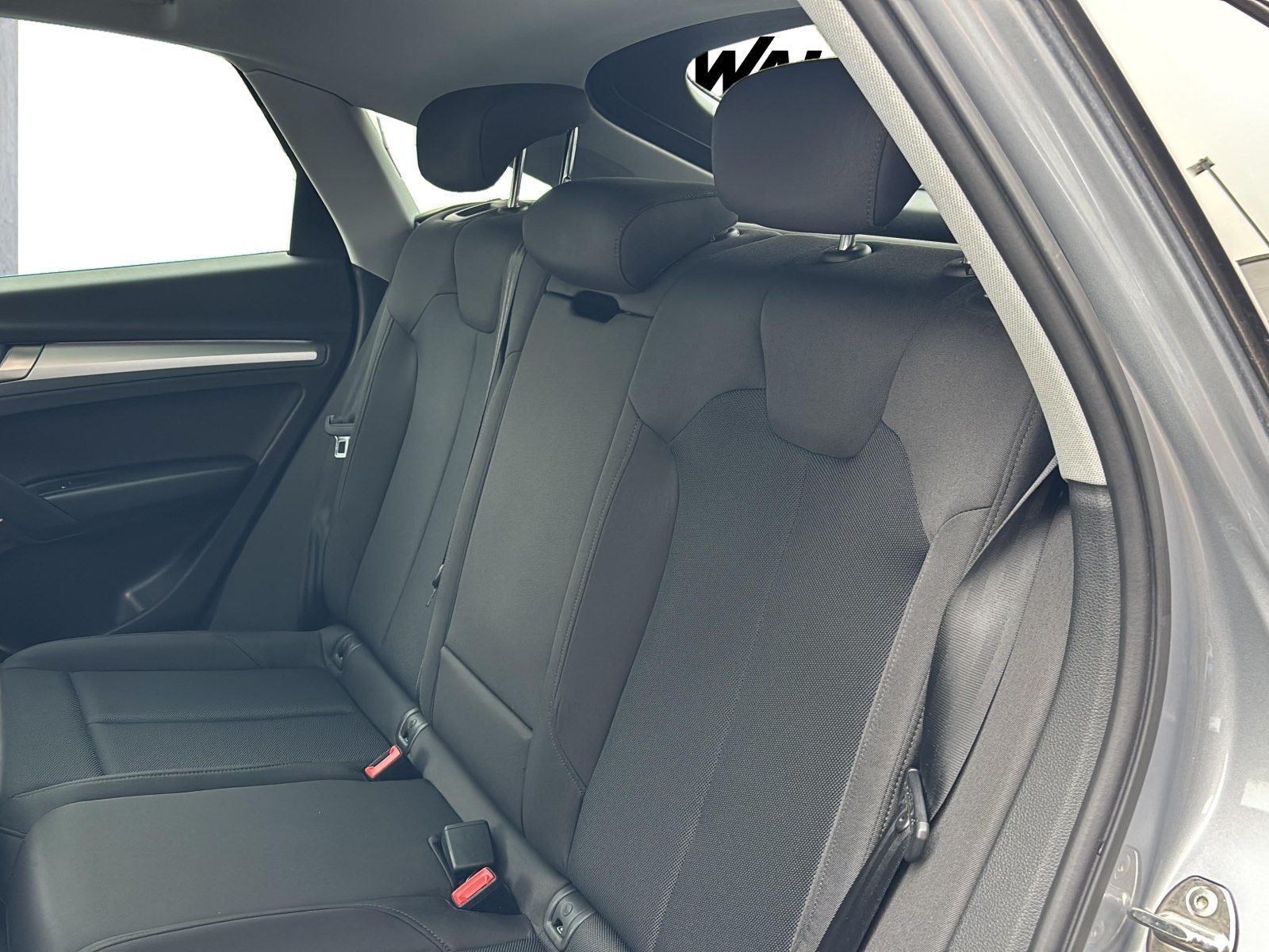 Audi Q5 2.0 TDI QUATTRO S LINE*NAVI*AHK*KAMERA*PANO-D