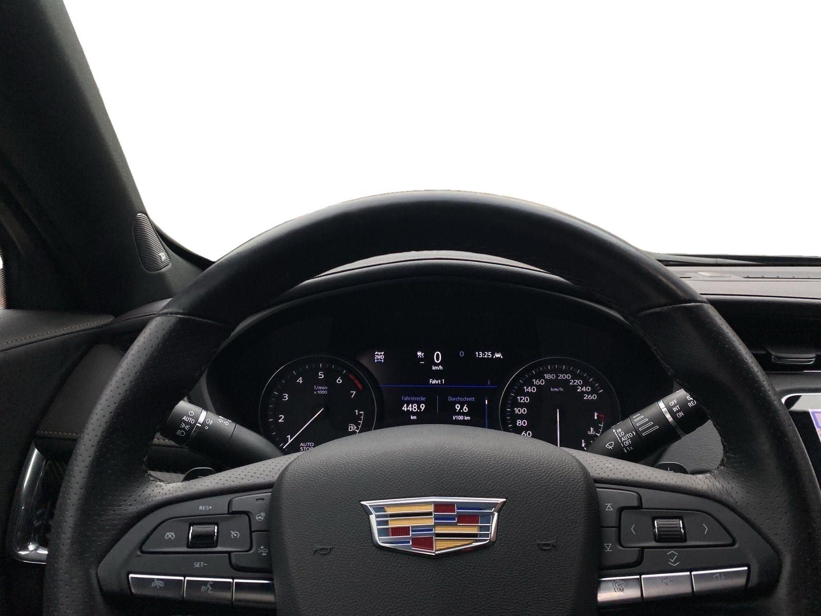 Cadillac XT4 2.0 Sport AWD Sitzbelüft.+Panoramadach