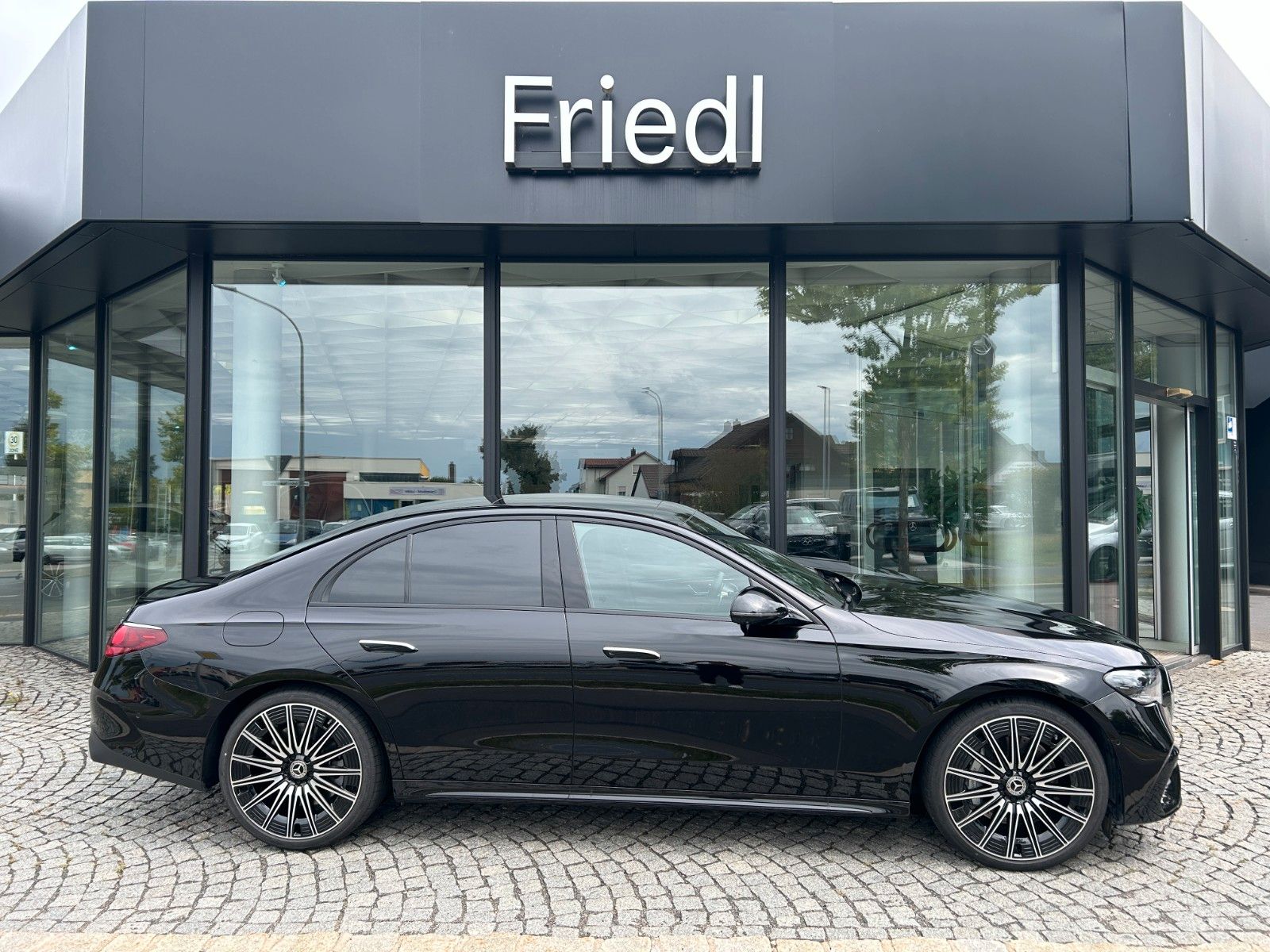 Mercedes-Benz E 450d 4M AMG VOLL,HUD, AIRMA., NAPPA, SUPERSCR