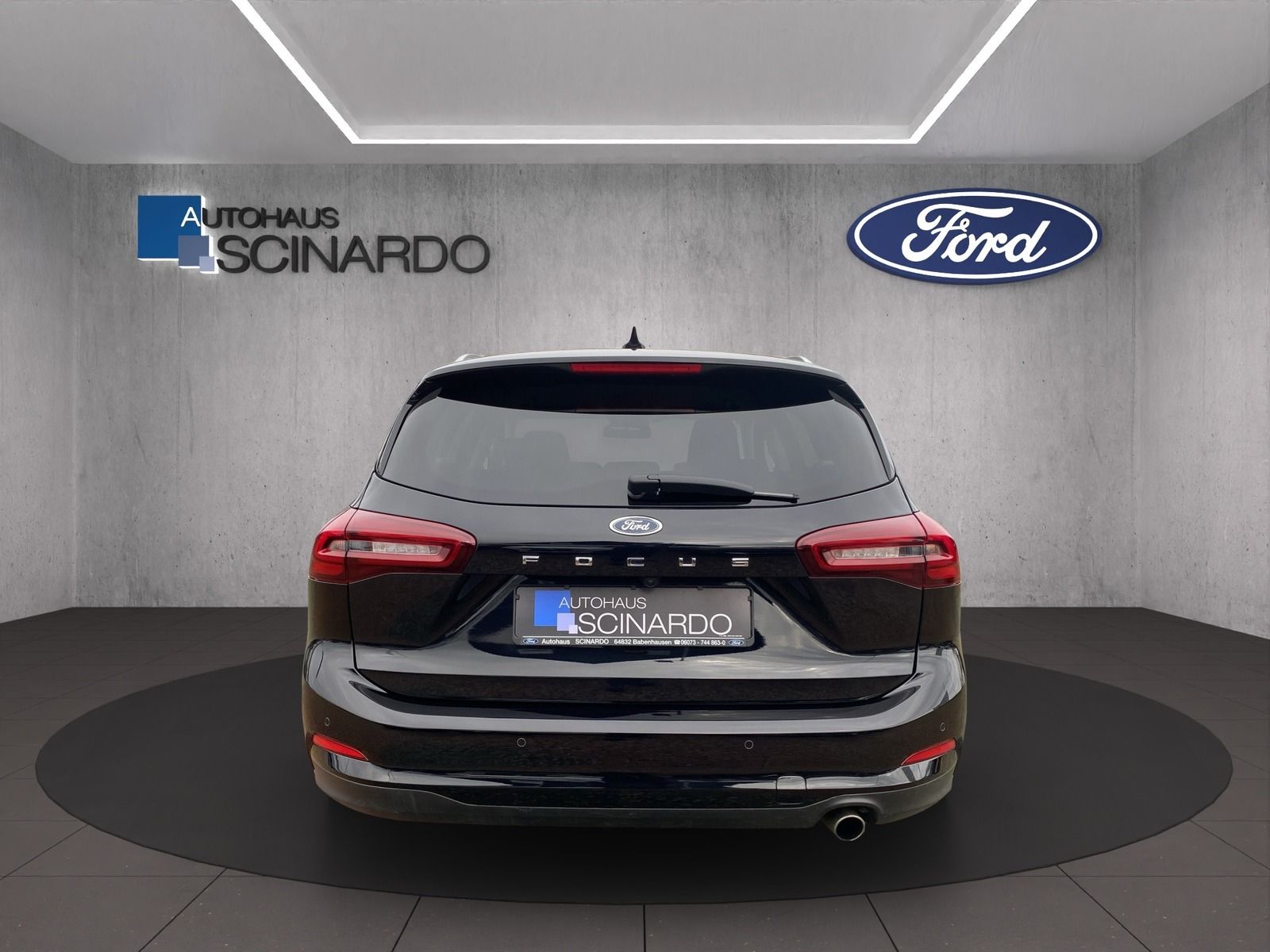 Ford Focus Turnier 1.5 EB Titanium Aut.*Navi*LED*RFK