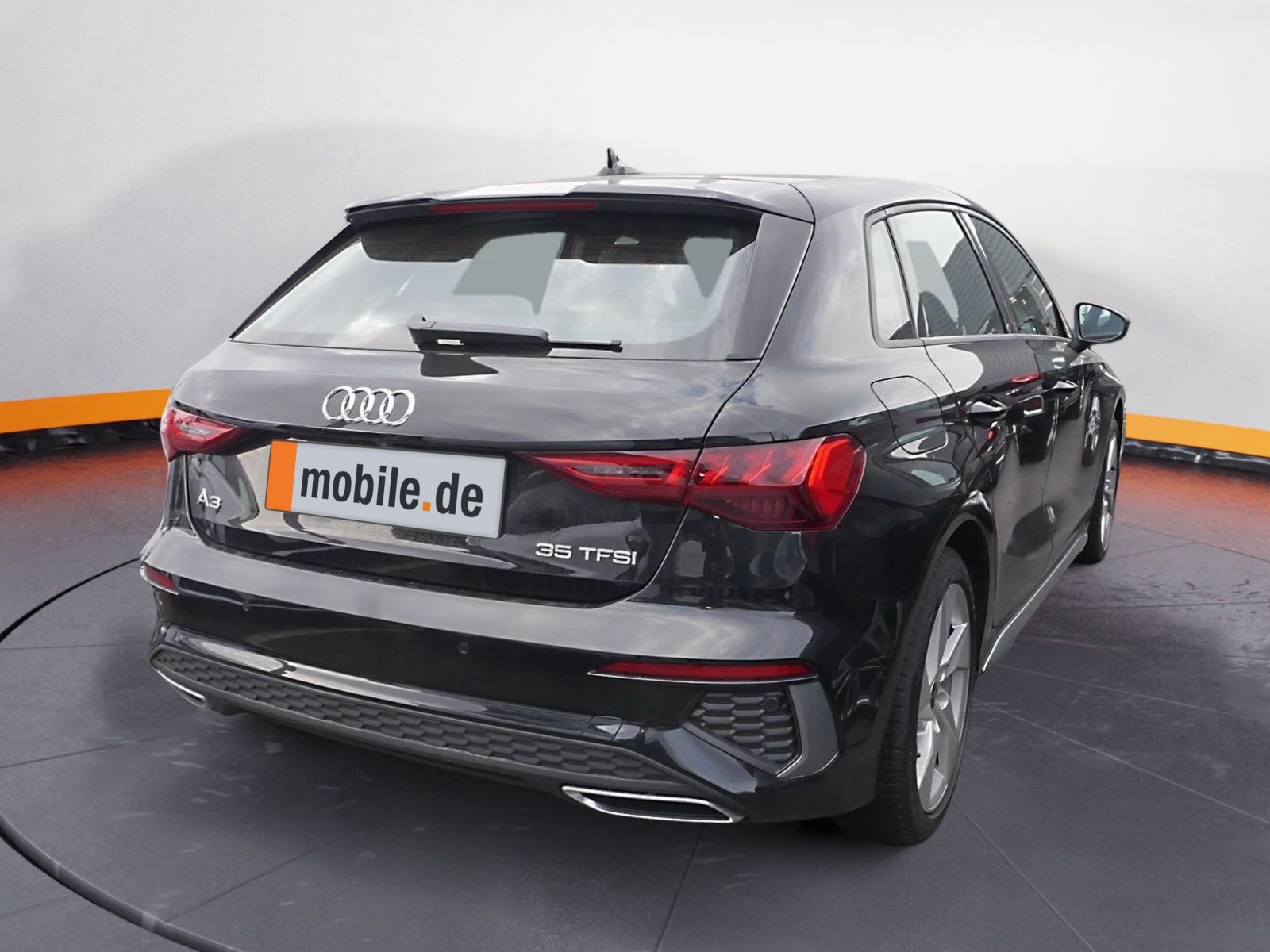 Audi A3 Sportback 35 TFSI S line - Samsaru's Car Outlet