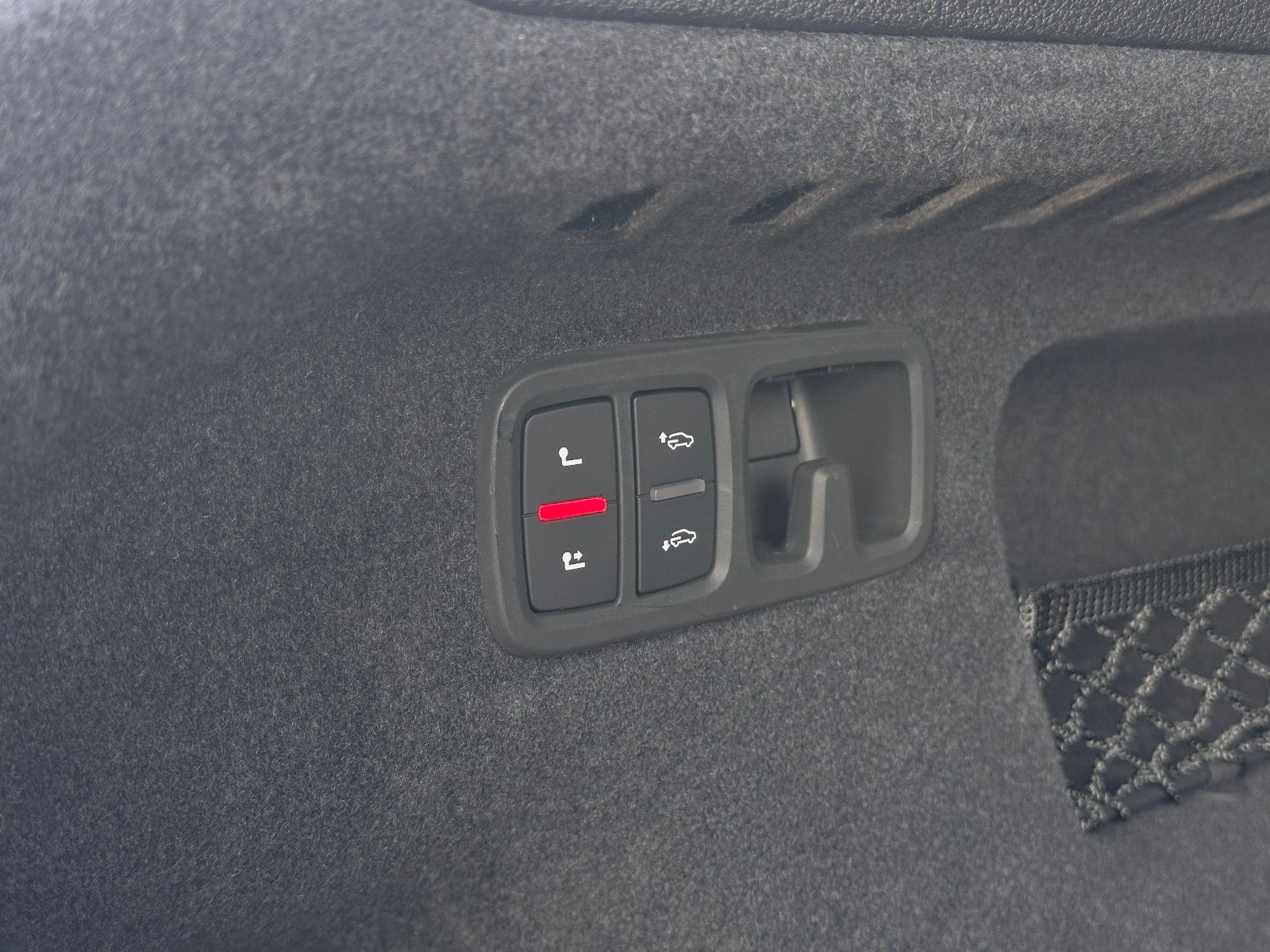 Audi Q8 50 TDI qu. tiptr. S LINE+AIR+AHZV+STHZG+HD