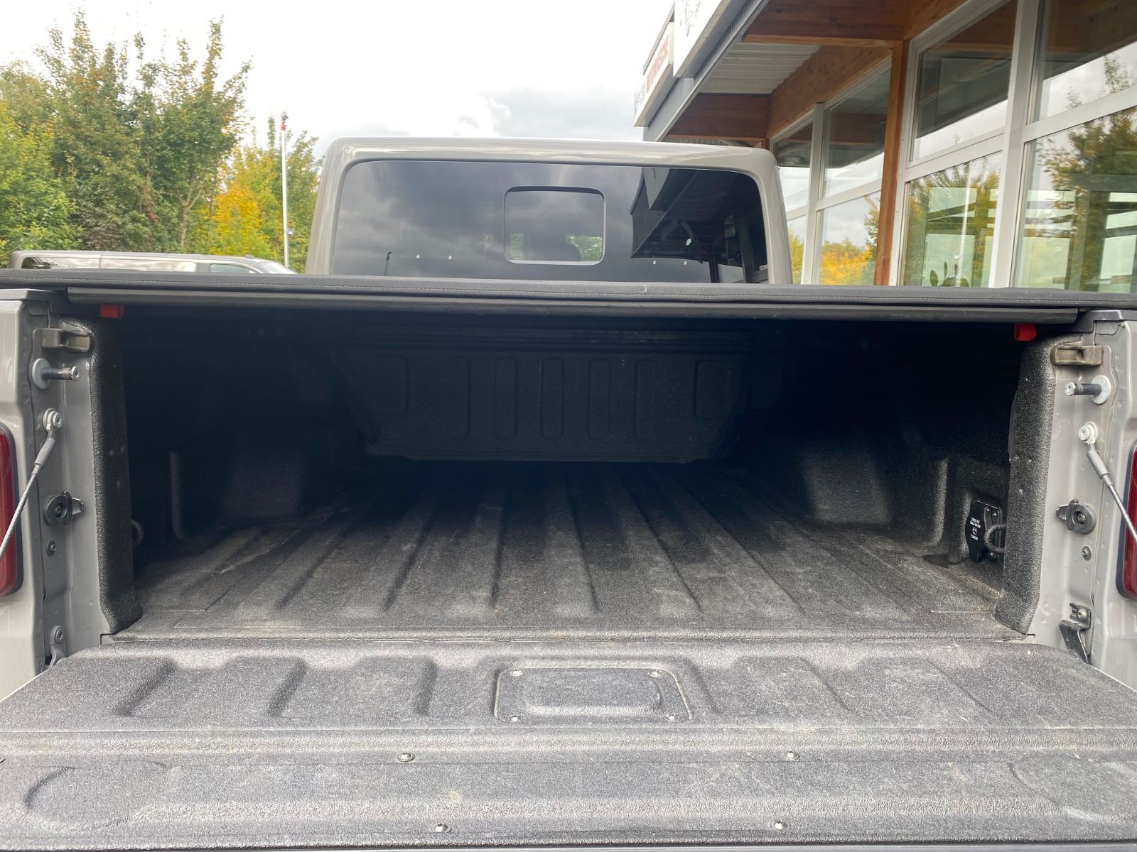 Jeep Gladiator Overland 4WD LED AHK R-Cam