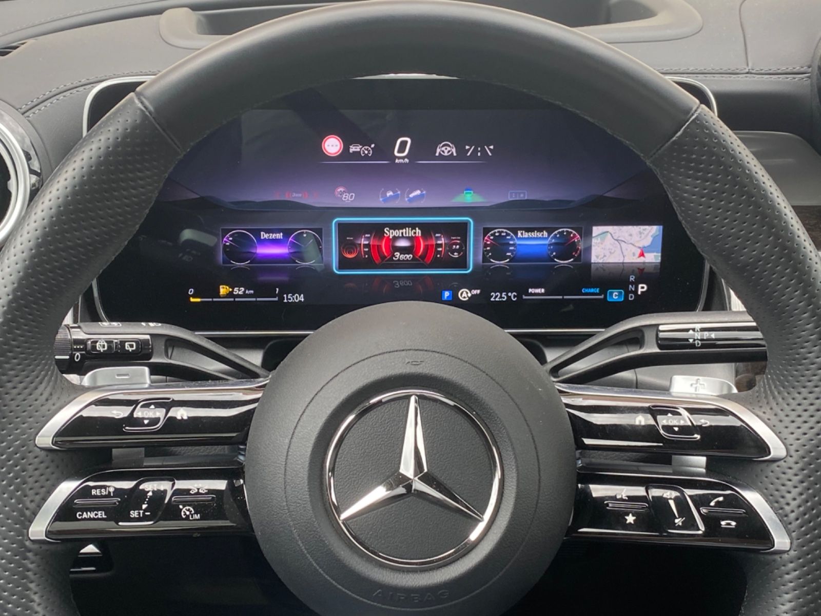 Mercedes-Benz GLC200 AMG 4M_Pano_HuD_Memory_Keyless_Distro_360
