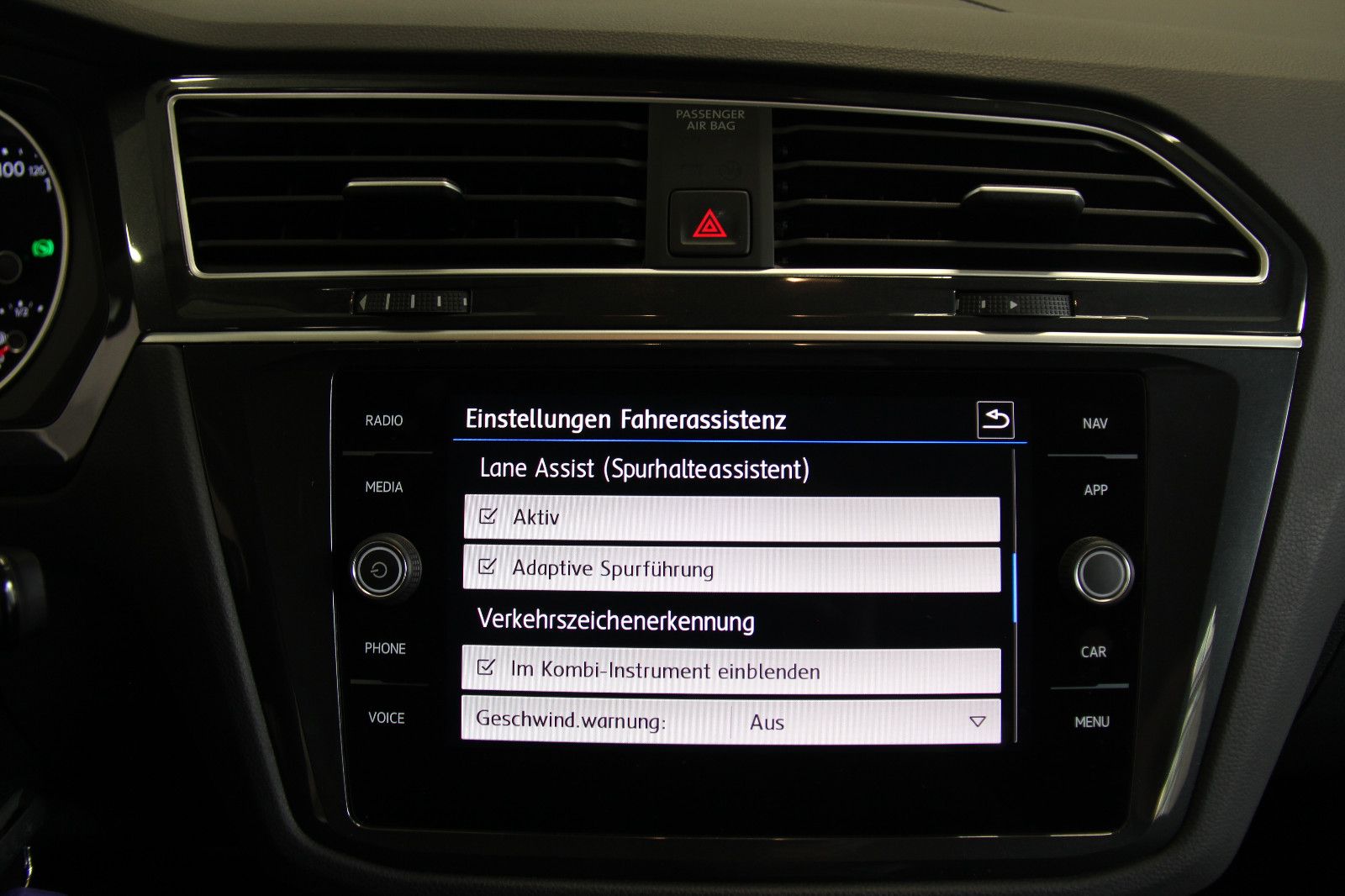 Volkswagen Tiguan 1.5 TSI DSG - Samsaru's Car Outlet
