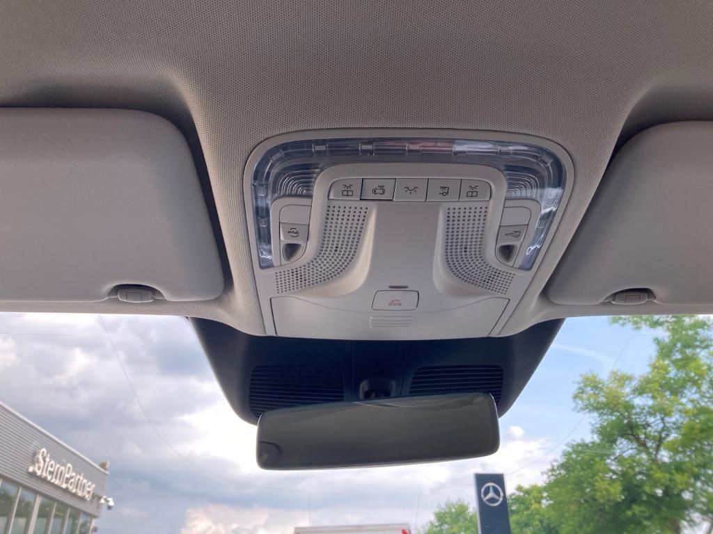 Mercedes-Benz V 250 d STYLE Lang - Samsaru's Car Outlet