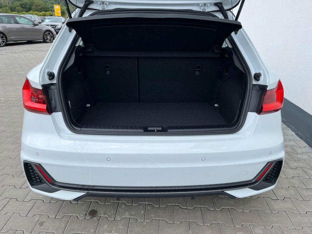 Audi A1 Sportback 30 TFSI S line - Samsaru's Car Outlet