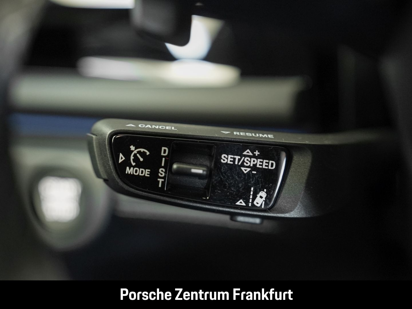 Porsche Panamera 4 E-Hybrid HA-Lenkung InnoDrive Head-Up