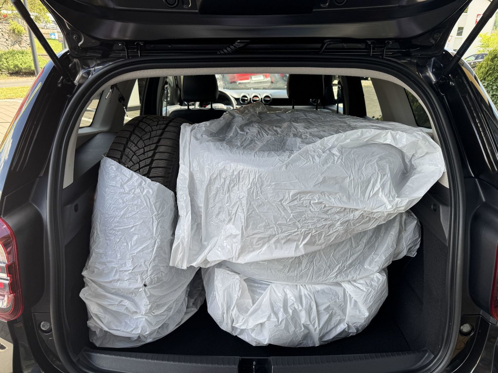 Dacia Duster Sondermodell Extreme 150 EDC - Samsaru's Car Outlet