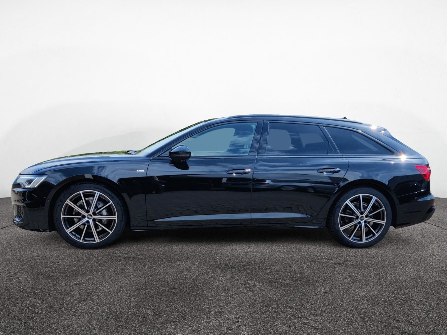 Audi A6 Avant 40 TDI S line - Samsaru's Car Outlet