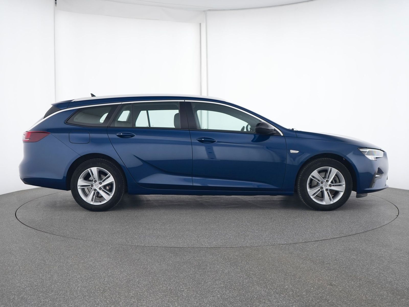 Opel Insignia Business - Samsaru's Car Outlet