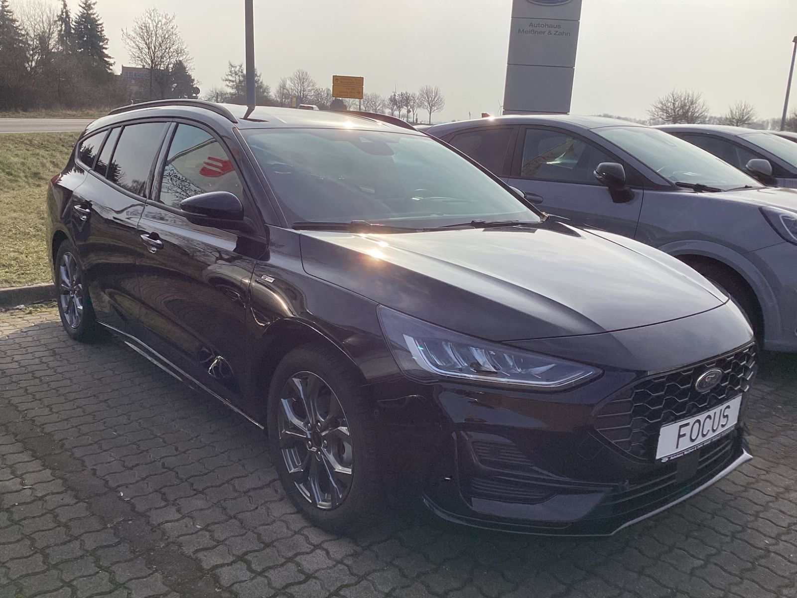 Ford Focus Turnier ST-Line X, AHK, GJR, RFK, LED