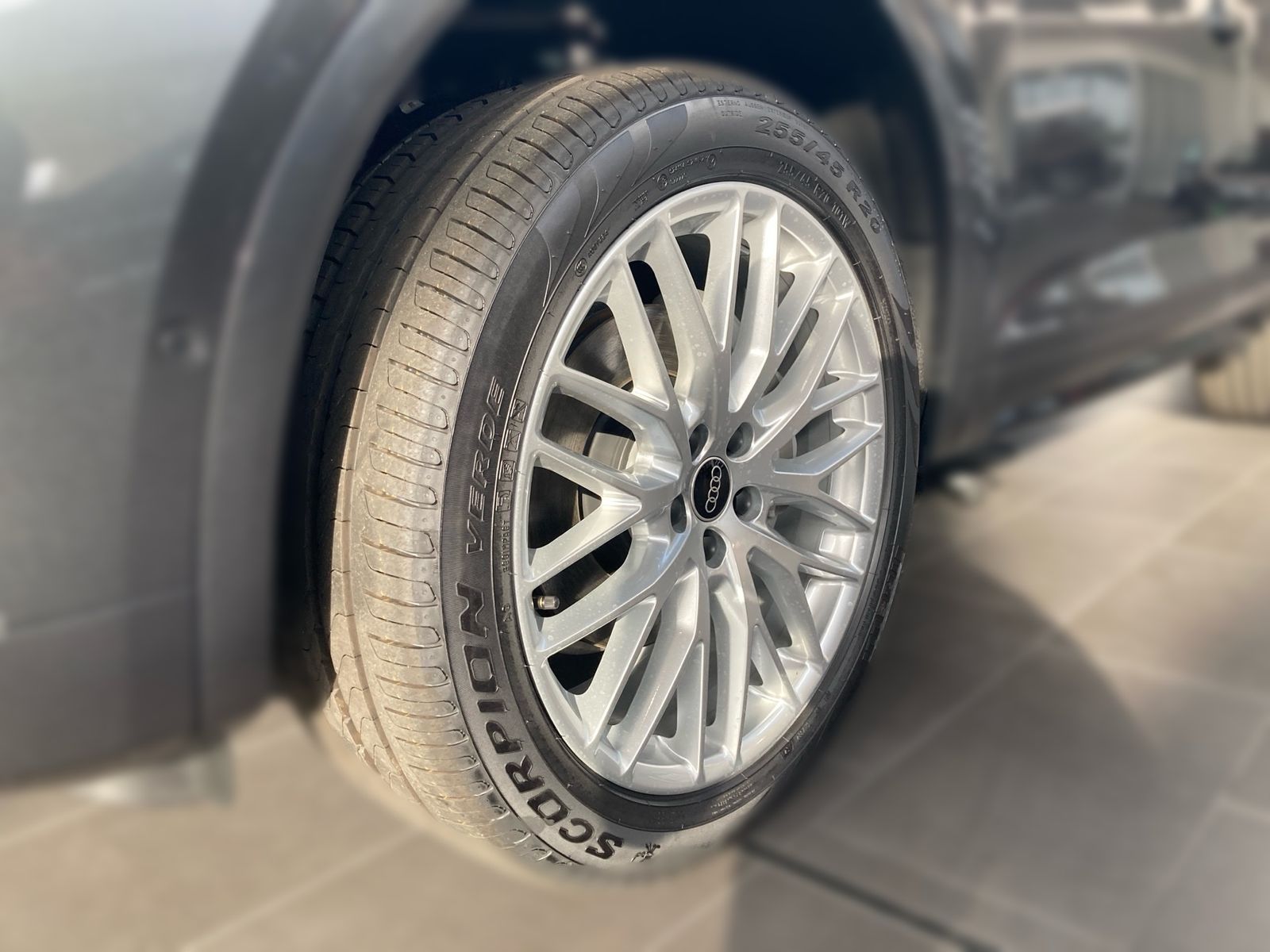 Audi Q5 S-Line - Samsaru's Car Outlet