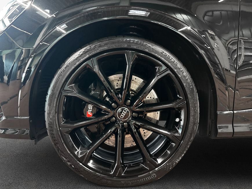 Audi RS Q3 2.5 TFSI Sportback quattro S tronic - Samsaru's Car Outlet