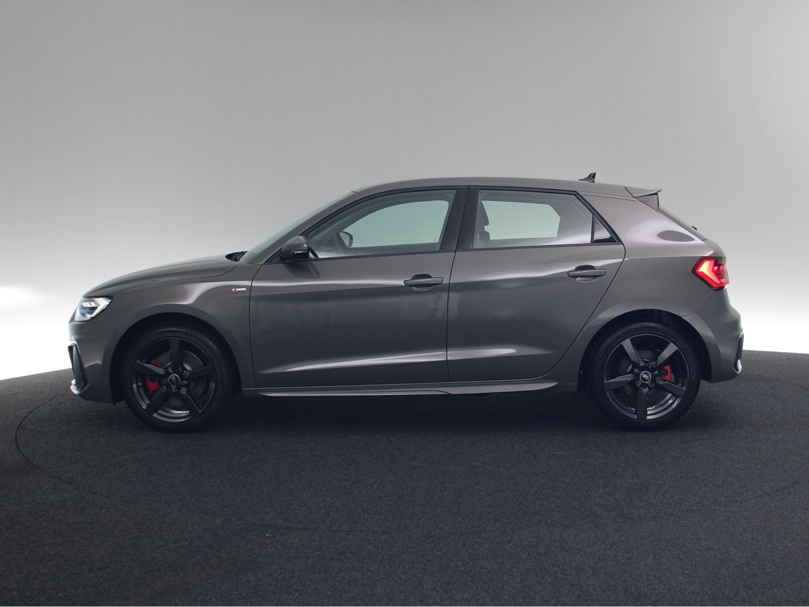 Audi A1 Sportback 30 TFSI S line - Samsaru's Car Outlet