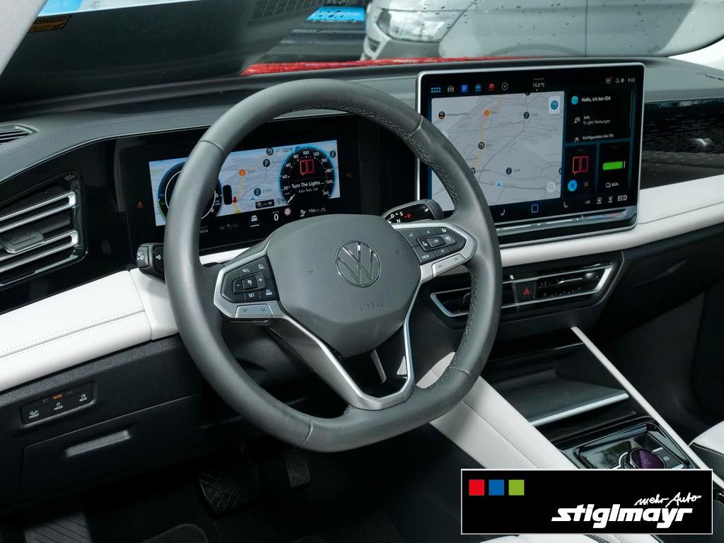 Volkswagen Tiguan Elegance 1.5 eHybrid ACC+AHK+DCC+HUD+PANO
