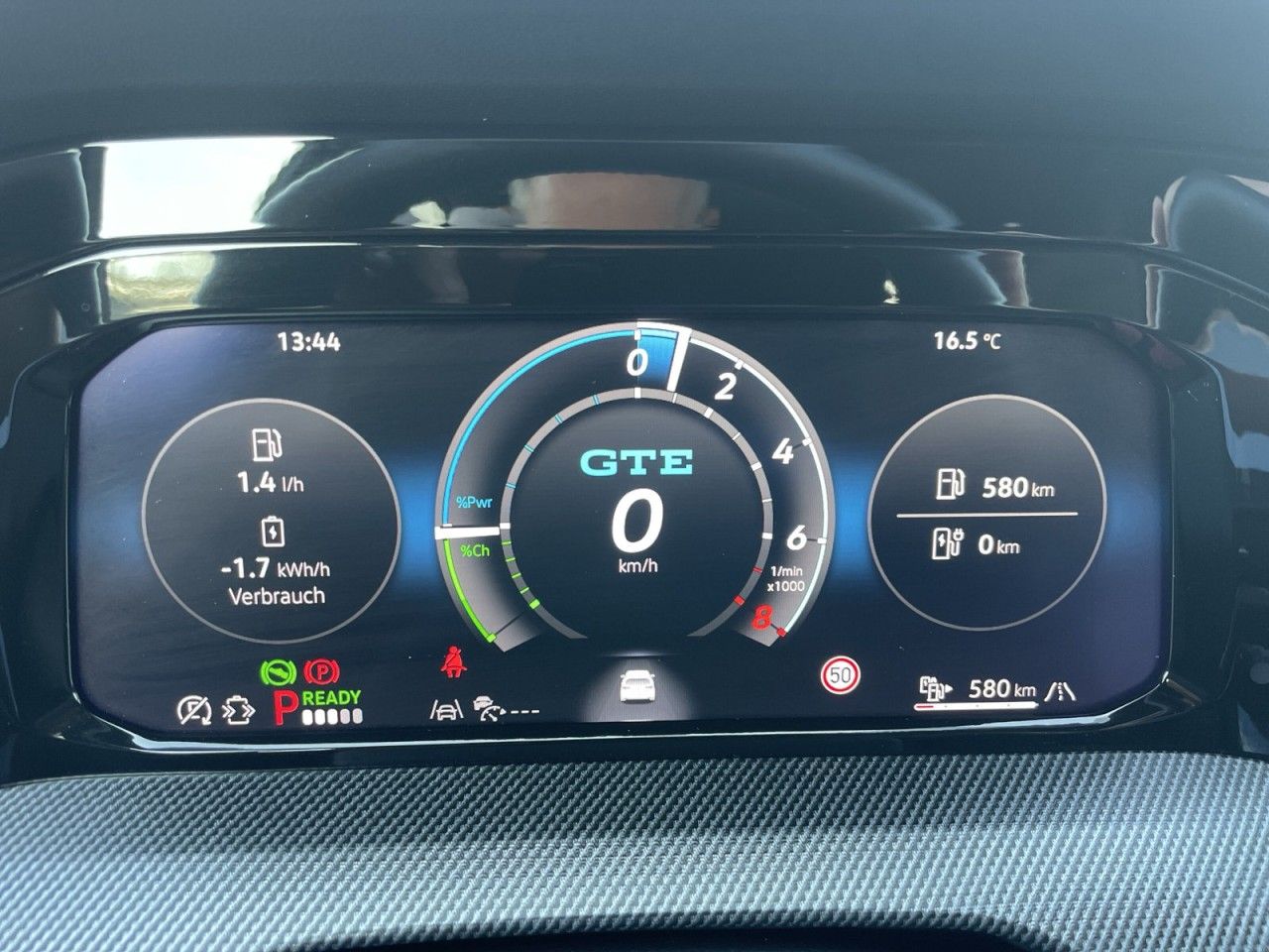 Volkswagen Golf VIII 1.5 TSI eHybrid GTE Automatik Navi+DCC