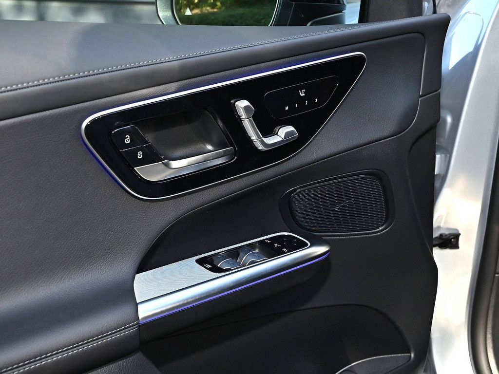 Mercedes-Benz GLC 220 d 4M AMG Line Night AHK Distr Pano Kamer