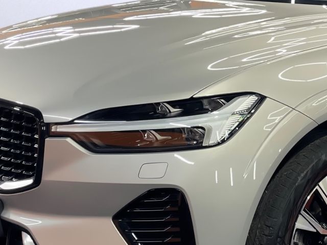 Volvo XC60 B4 D AWD Plus Dark - Panorama Harman/Kardon