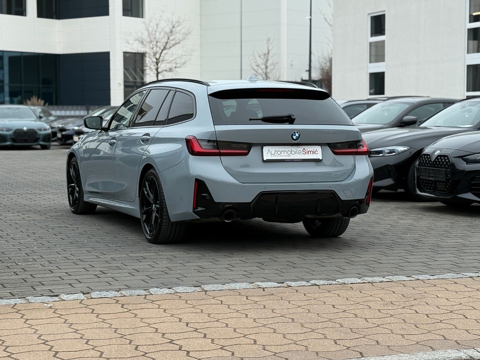 BMW 320d xD M Sport pro HuD AHK hifi 19" ACC StHzg