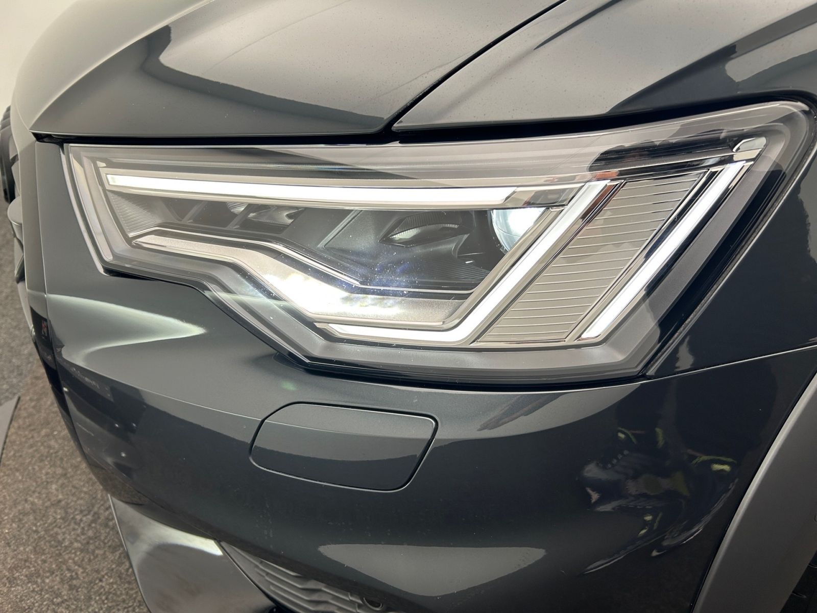Audi A6 allroad quattro 55 TFSI S tro - Samsaru's Car Outlet