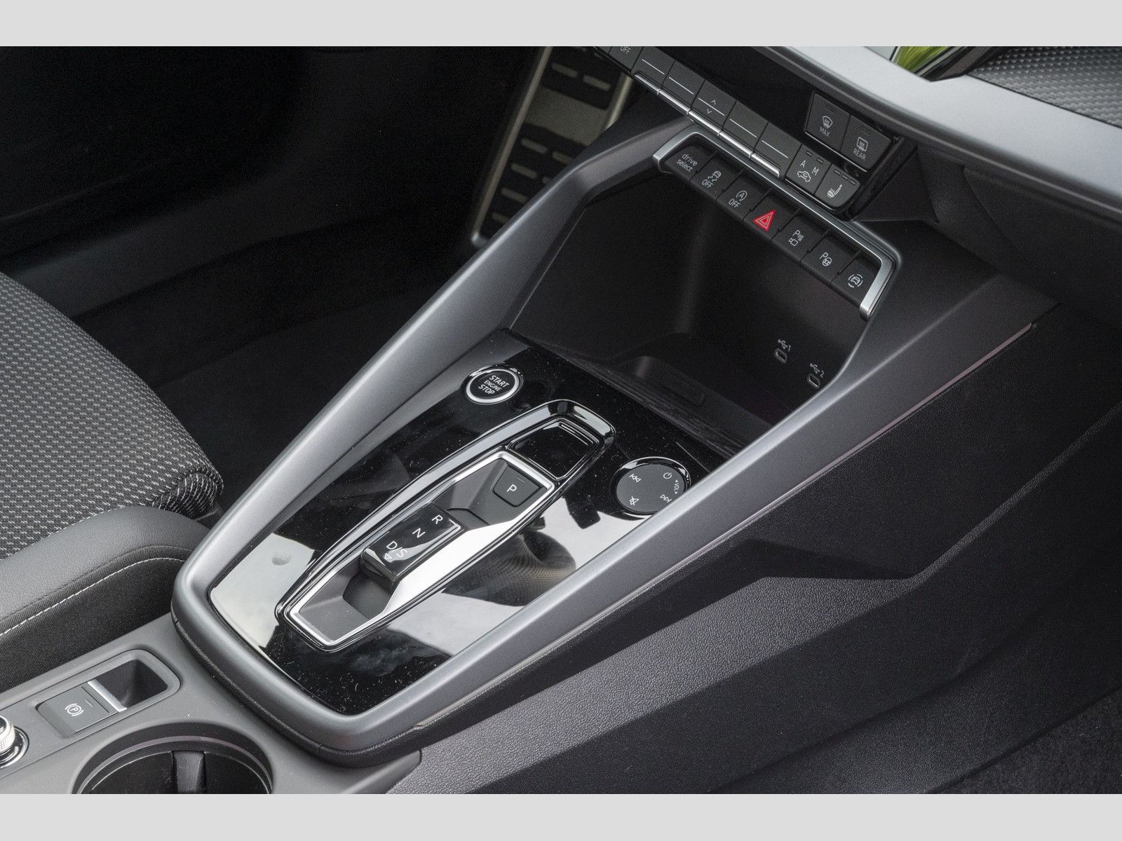 Audi A3 Sportback 35 TDI S-tronic S line - Samsaru's Car Outlet